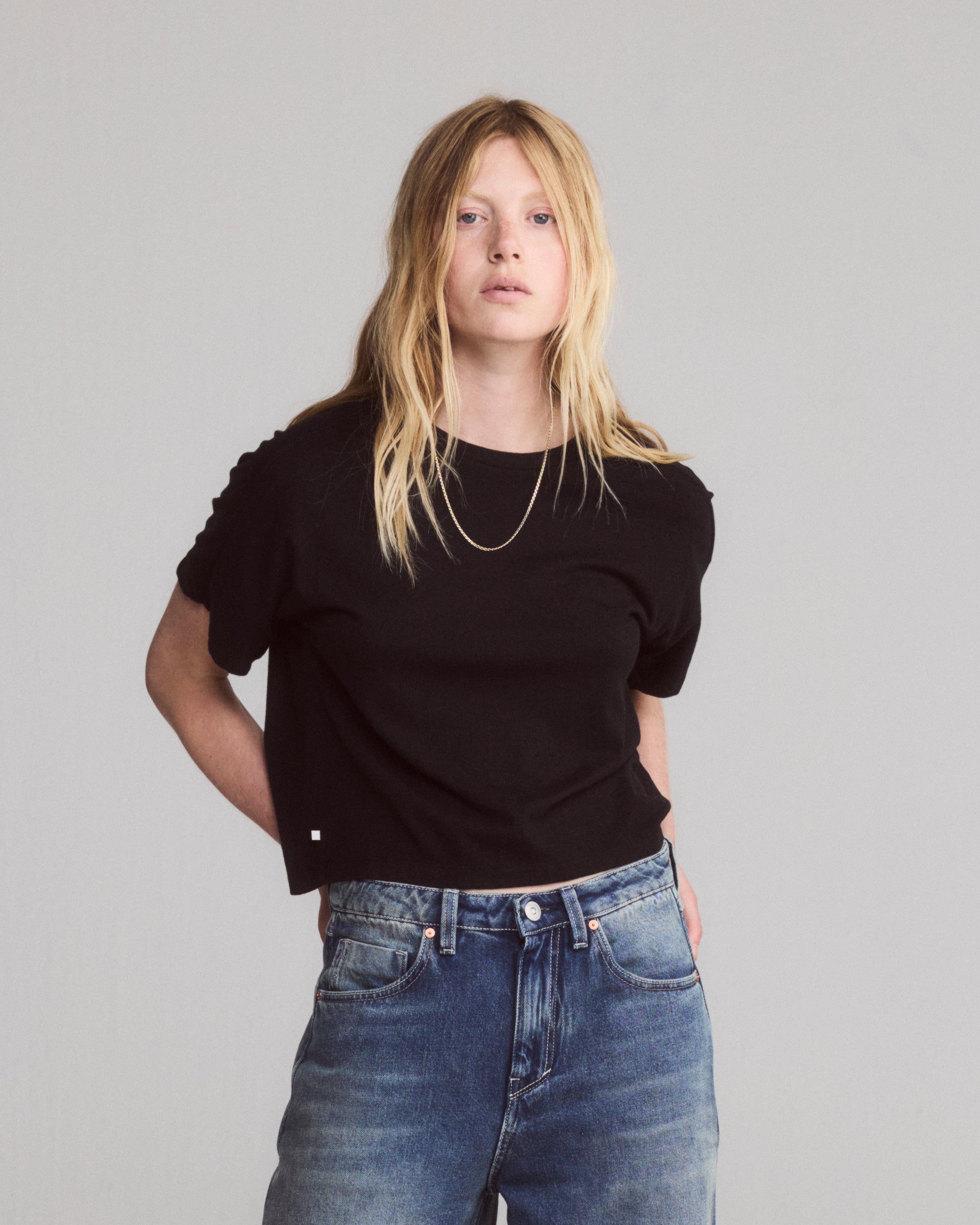 Tenue. Ella Black T-shirt S/S Women