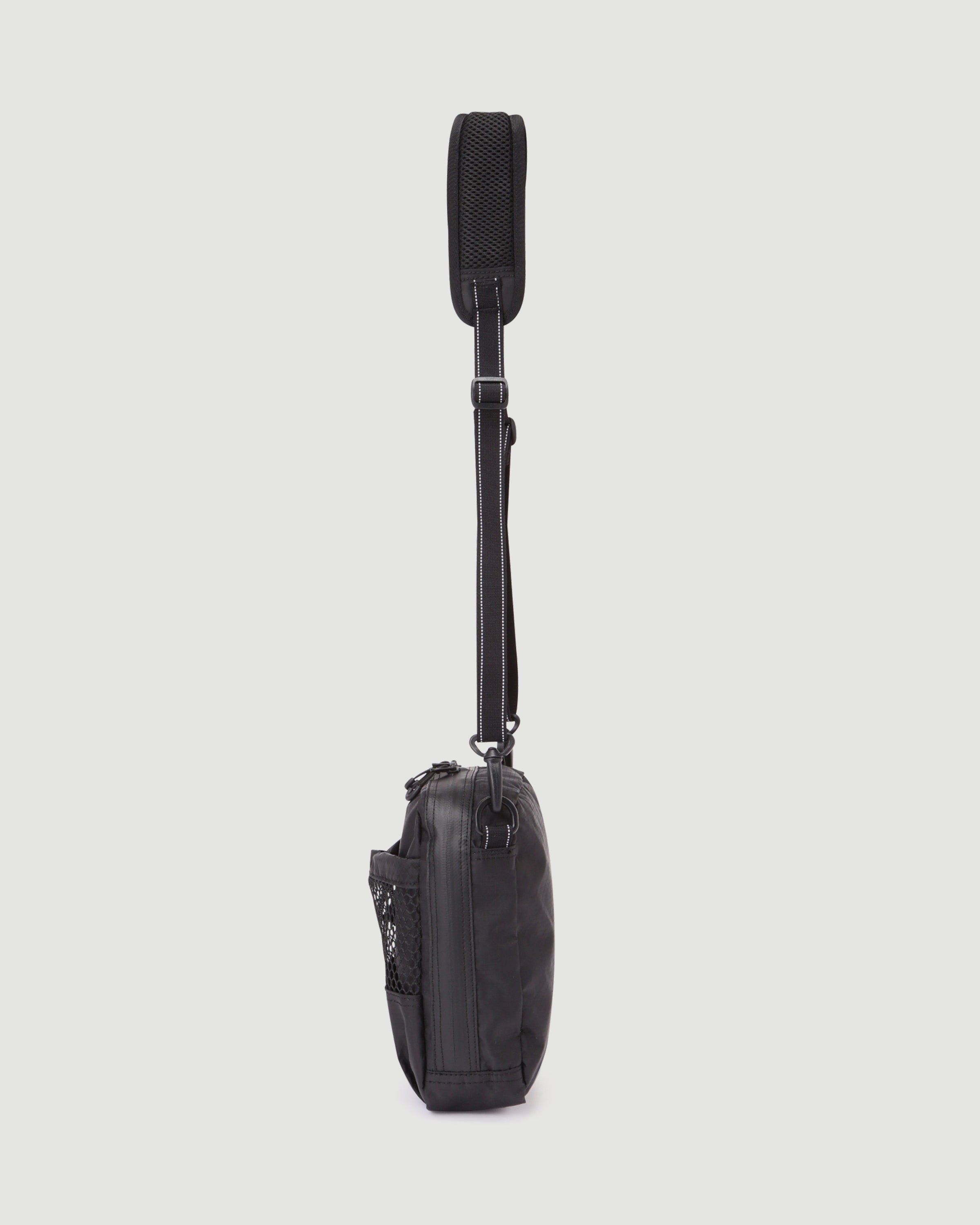 and wander ECOPAK Shoulder Pouch Black Bags Men