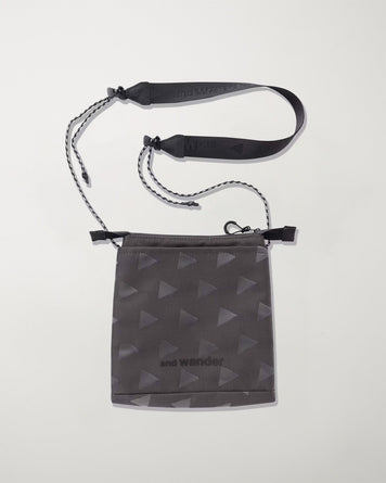 and wander Triangle JQ Sacoche Bags Men