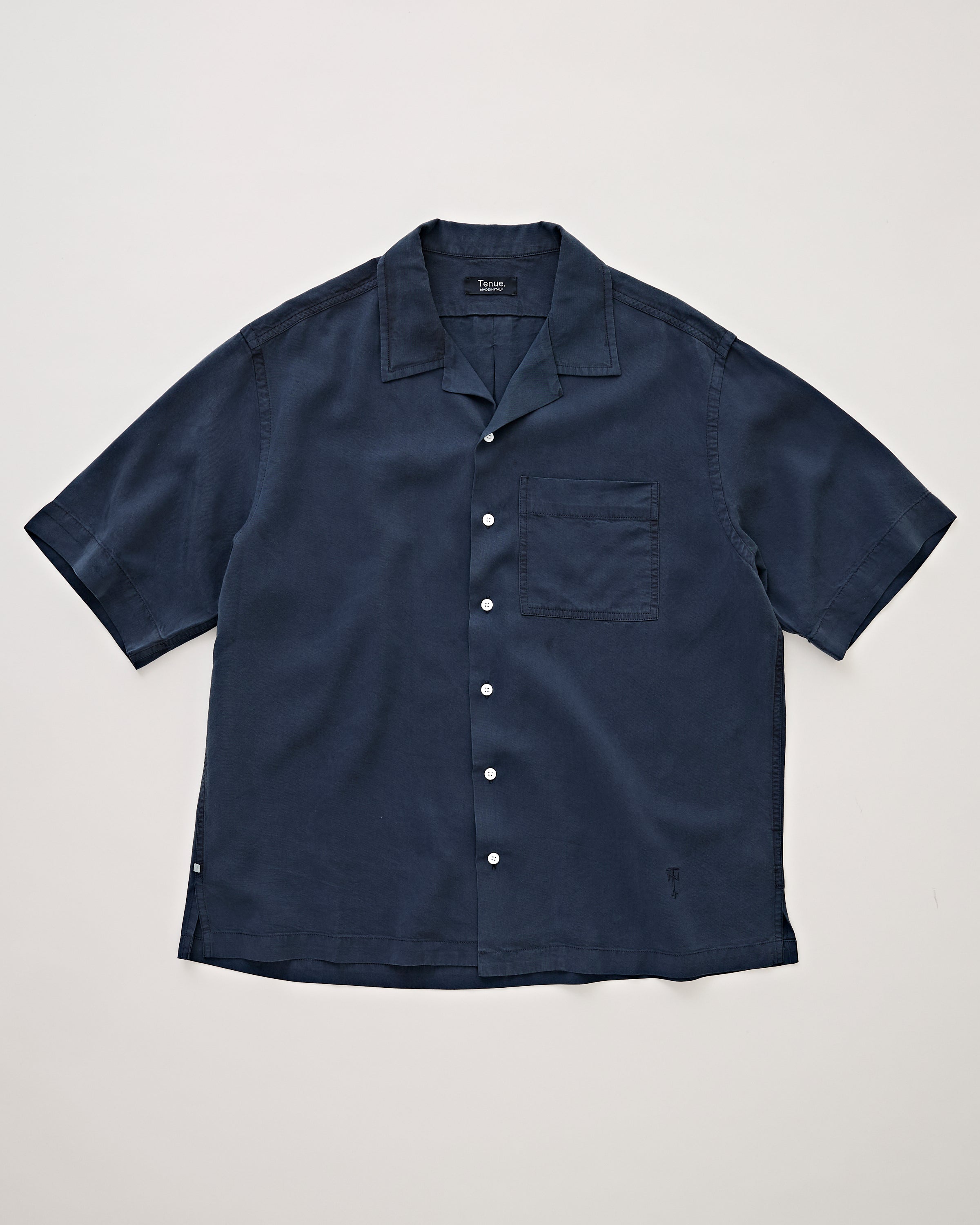 Tenue. – Camp Shirt Indigo – Tenue de Nîmes