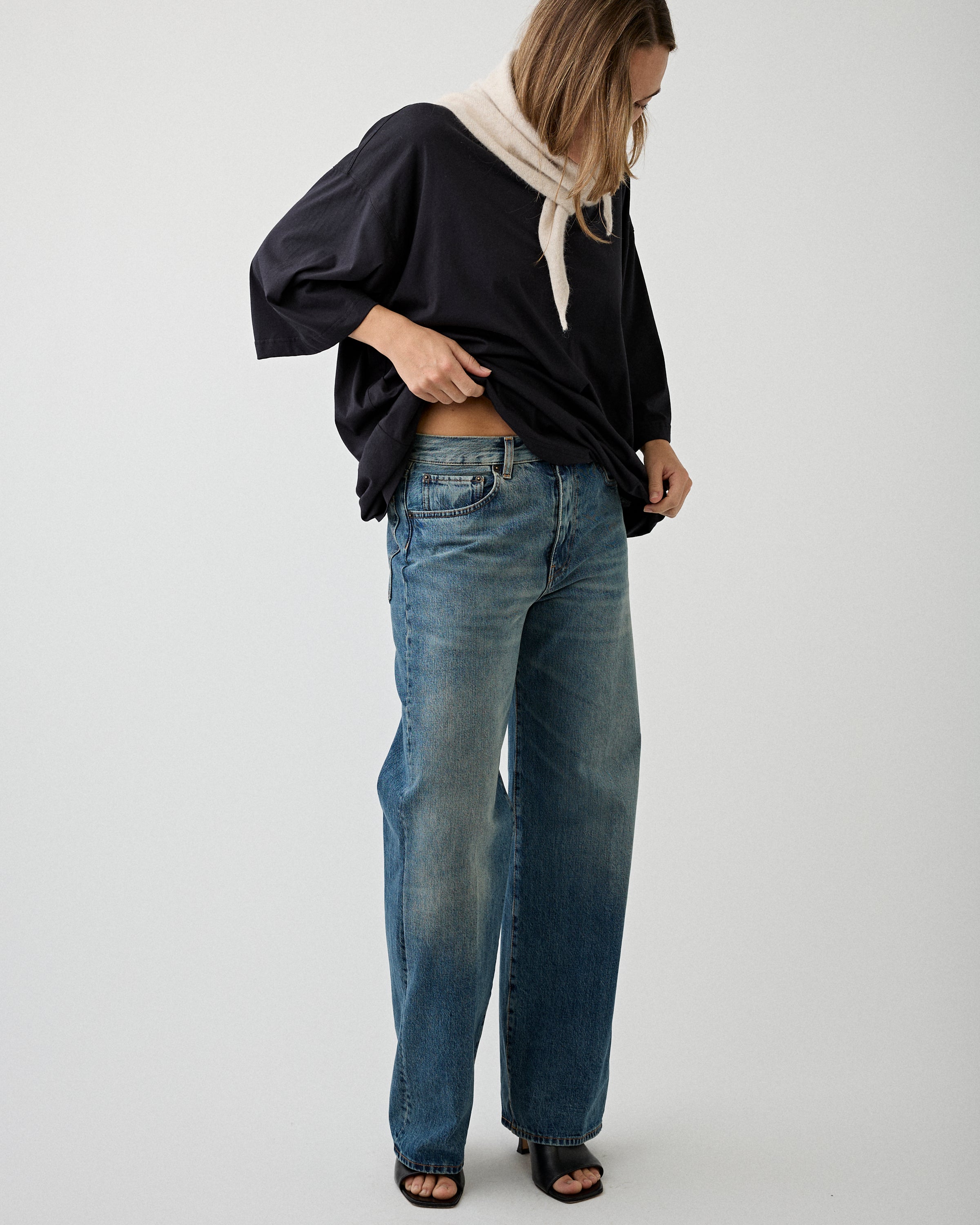 6397 Wide Jean Dad Wash Denim Women