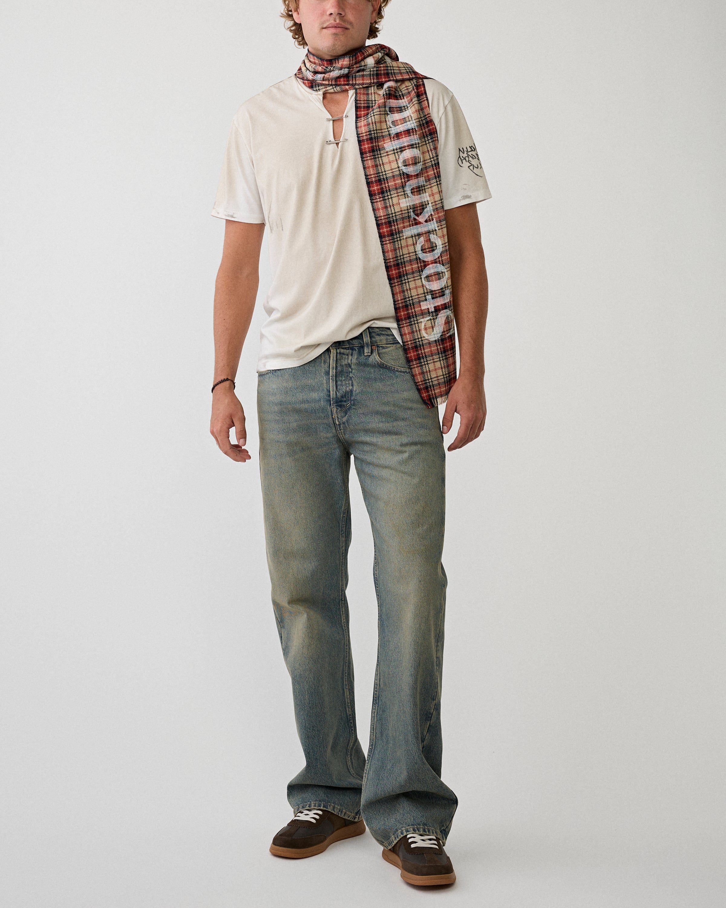 Franz Pin Tee Dirty White