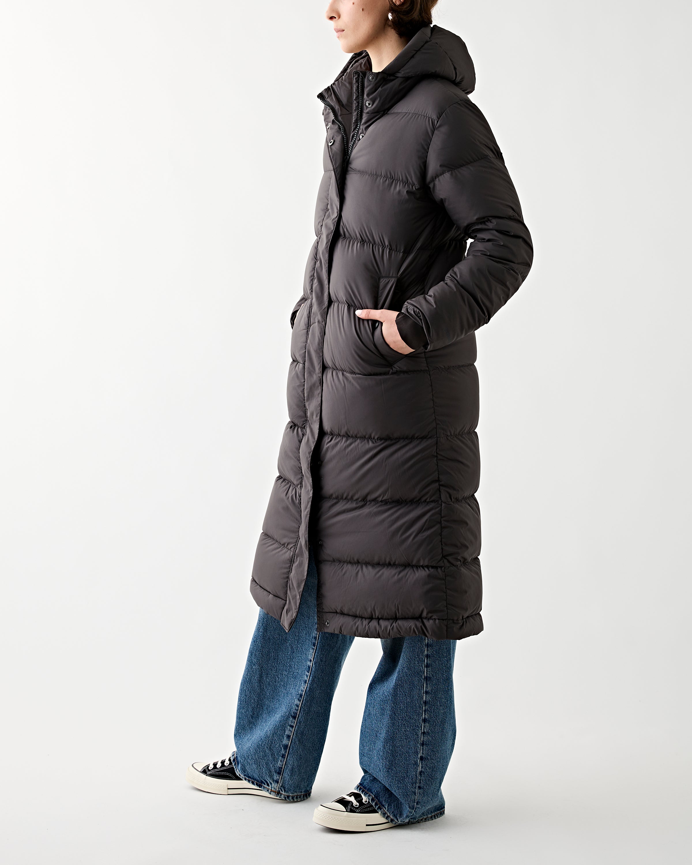 Patagonia Women's Silent Down Long Parka Black JKT Long Women