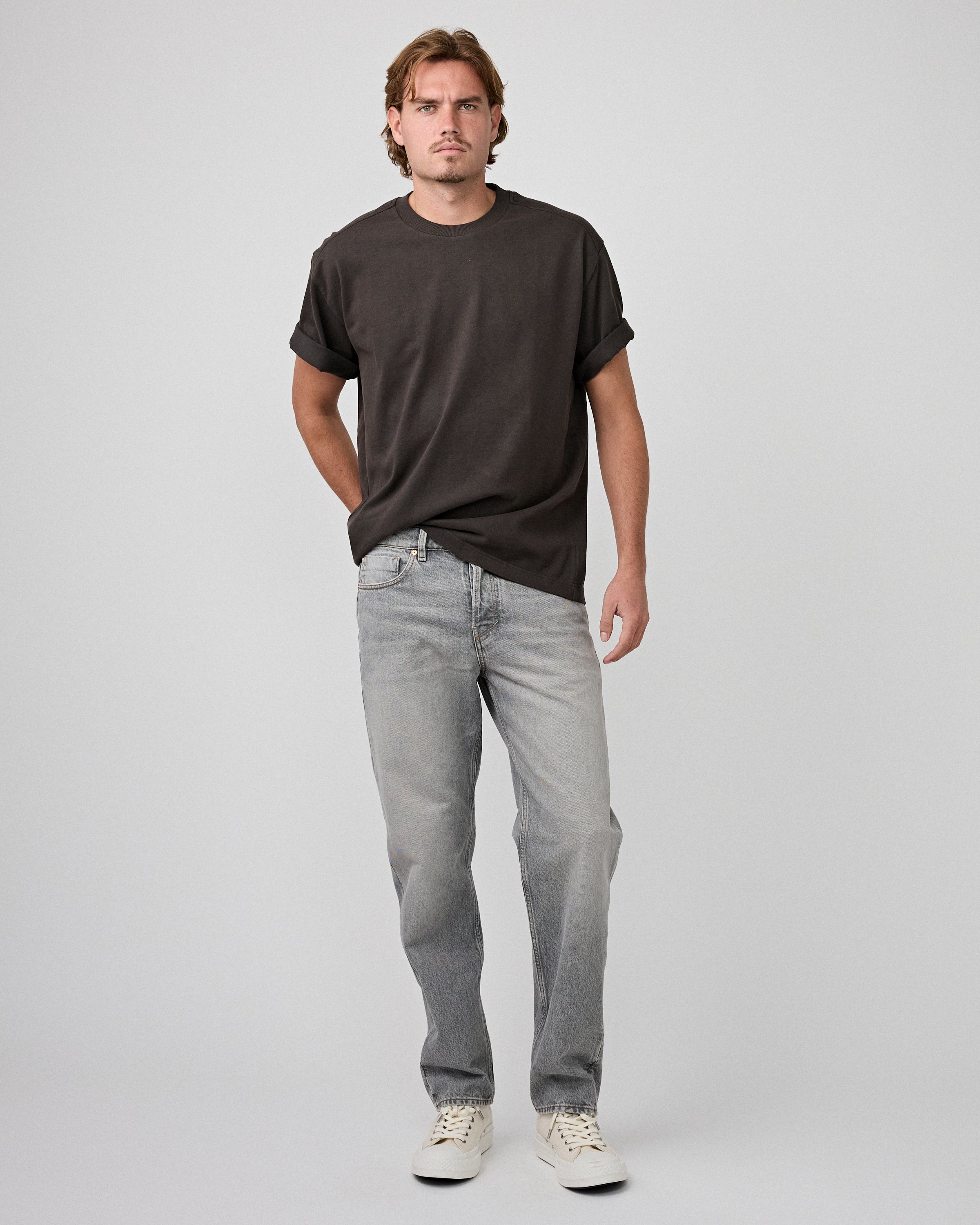 Tenue. Bruce T-Shirt Sunfaded T-shirt S/S Men