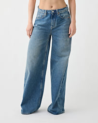 Tenue. Bella Jeans Cascade Denim Women