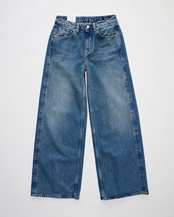 Tenue. Bella Jeans Cascade Denim Women