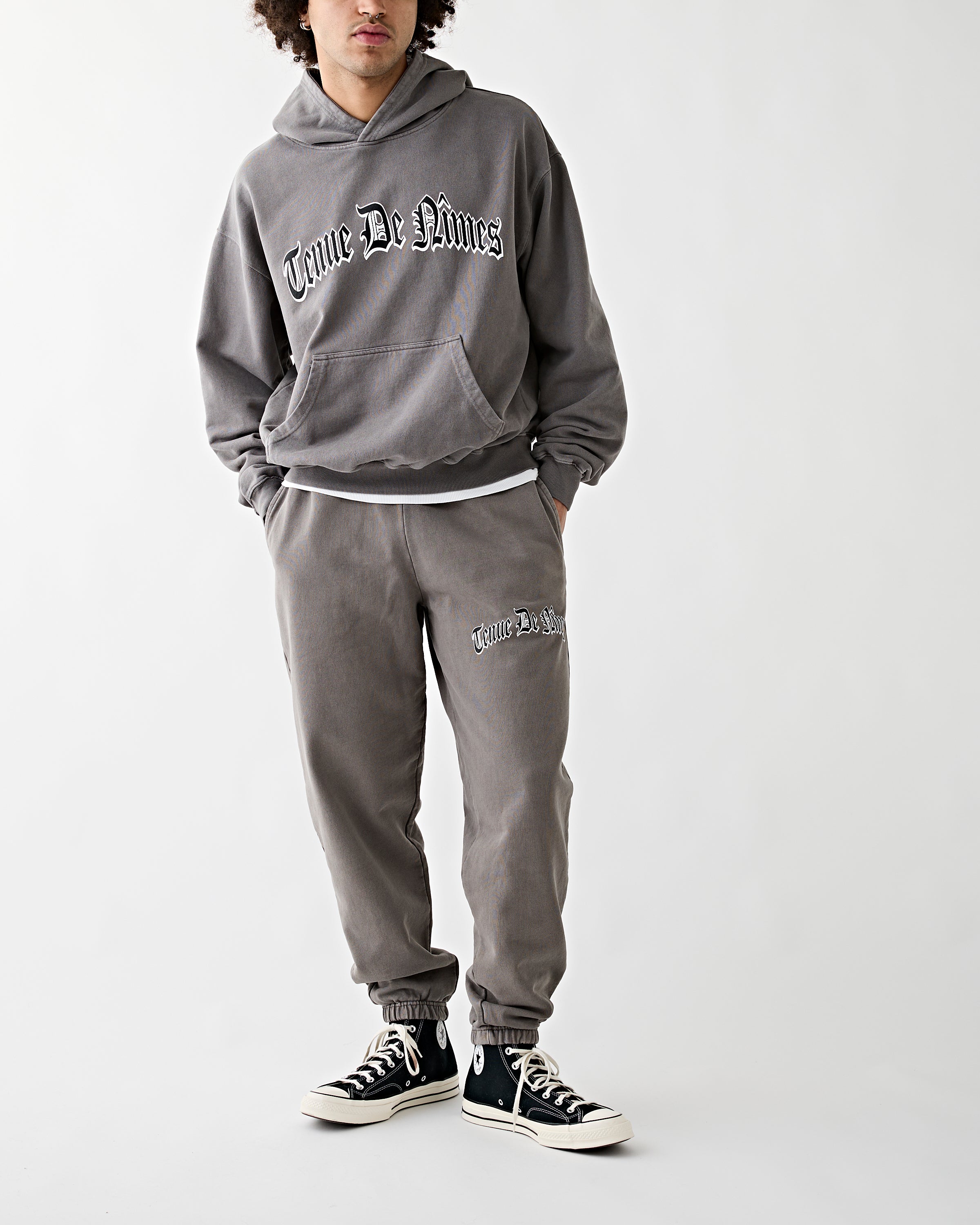 Tenue de Nîmes Paco Relaxed Sweatpants Pigment Dye Grey Pants Men