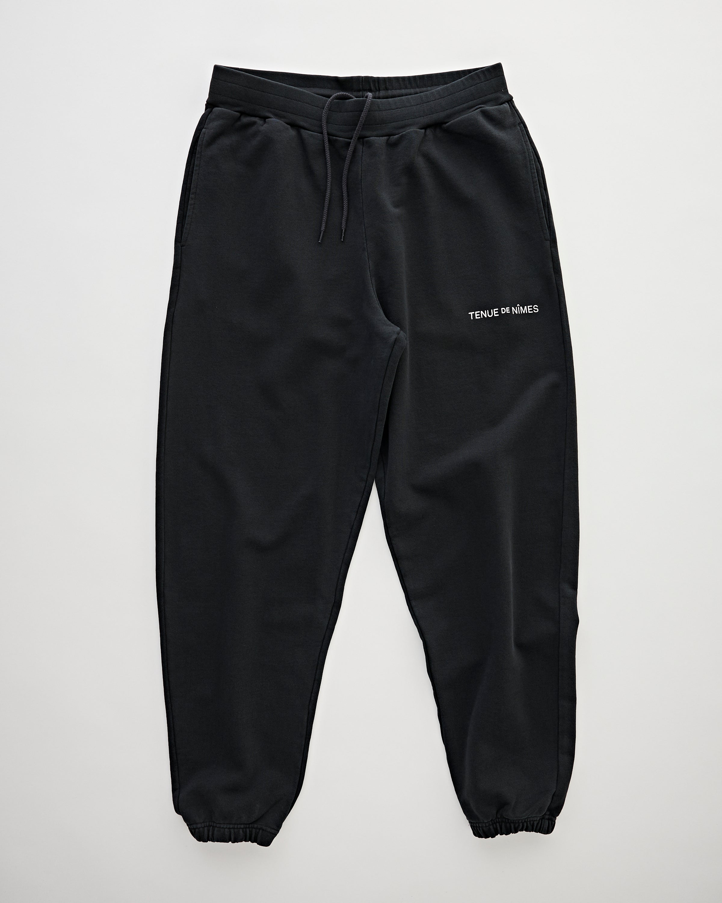 Tenue de Nîmes Paco Relaxed Sweatpants Vintage Black Pants Men