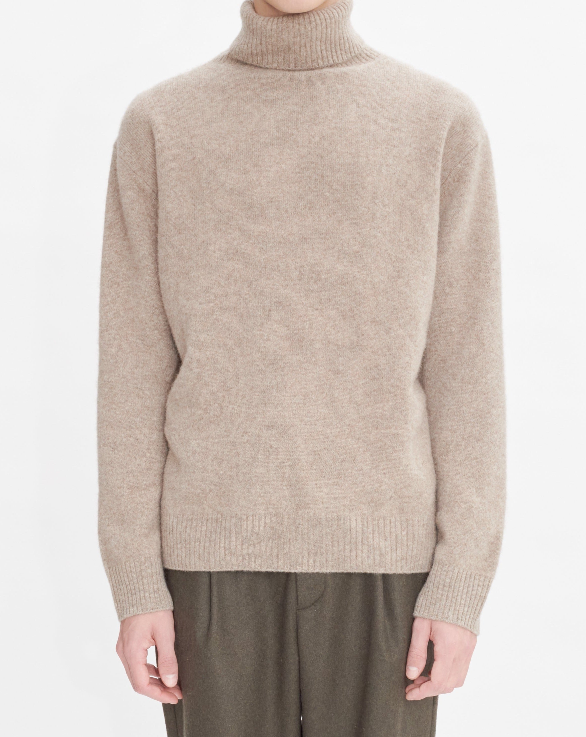 A.P.C. Pull Marc Mastic Chine Knitwear Men