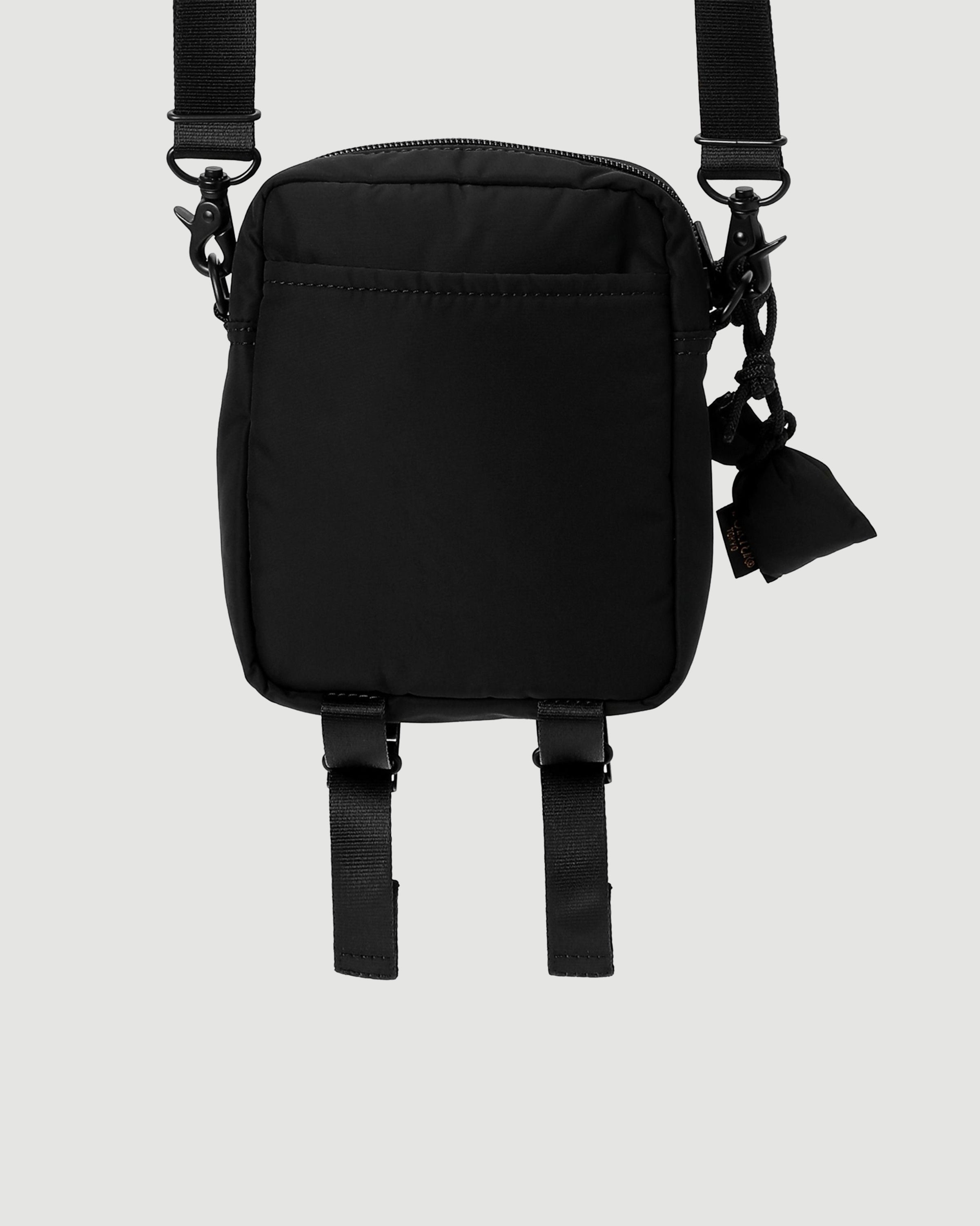 Porter Yoshida – Senses Vertical Shoulder Bag Black – Tenue de Nîmes